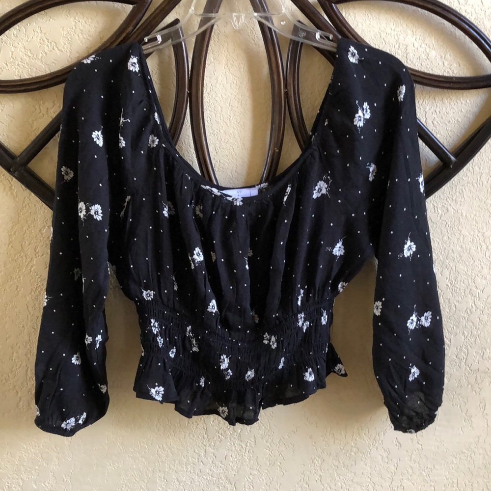 Ivy & Main Floral Crop Top